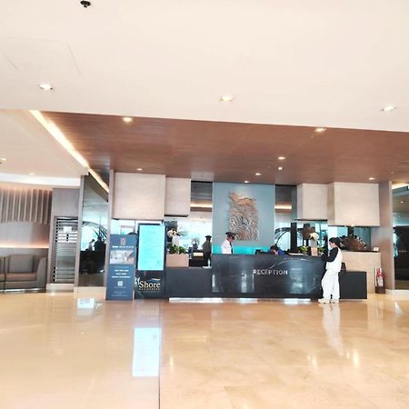 Shore One Condotel At Mall Of Asia, Philippines Pasay Exteriör bild