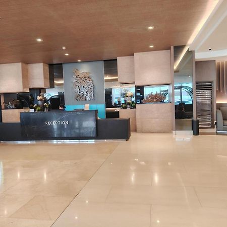 Shore One Condotel At Mall Of Asia, Philippines Pasay Exteriör bild